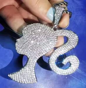 Pendentif Breloque Tête de Fille en Moissanite Véritable Ronde de 3,30 Carats, Plaqué Argent 925 - Product Image 1