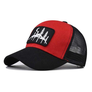 Gorra Trucker de Malla Blanca y Negra con Parche de Camping, Gorra de Béisbol Transpirable con Cierre a Presión, Gorras Trucker Bordadas Personalizadas - Product Image 6