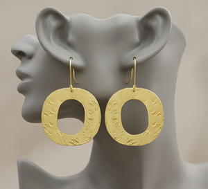 Handmade Textured <b>Brass</b> O Alphabet Earrings Lead-Free Hooks Tarnish-Resistant Gold-Polished Finish Matching Pendant Women's Gift - Product Image 4