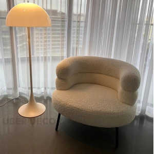 Sillón LuxeLamb Boucle, sofá individual moderno para áreas de recepción de lujo, sala de estar y dormitorio - Product Image 1