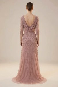 ชุดราตรีประดับลูกปัดทำมือสุดหรูสำหรับผู้หญิง |   ชุดเดรสปาร์ตี้ปักลายคอวี |   ชุดราตรียาวสั่งตัดพิเศษ - Product Image 3