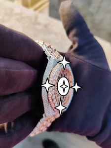 Montre de luxe à mouvement automatique en acier inoxydable avec cadran en cristal, style hip-hop glacé, en moissanite, édition limitée, pour unisexe - Product Image 3