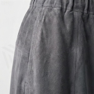 Jupe midi trapèze en similicuir PU pour femme, taille élastique, couleur unie, style minimaliste, longueur cheville, tissu tissé, toucher doux - Product Image 5