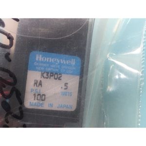 Vanne solénoïde HONEYWELL K3P02, 3 voies - Équipements et pièces semi-conductrices d'occasion fiables à l'échelle mondiale - Product Image 4