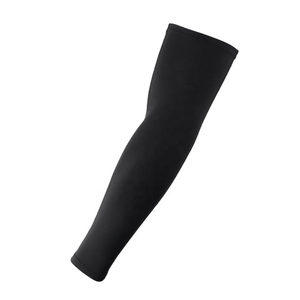 Manchons de compression rafraîchissants pour le sport (course et cyclisme) – Hommes/Femmes, protection UPF30, longueur longue, en nylon, personnalisables - Product Image 2