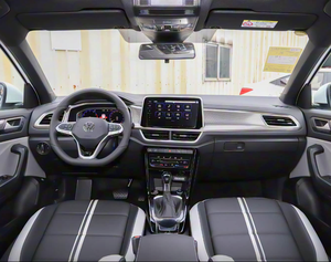 <span class=keywords><strong>Volkswagen</strong></span> <span class=keywords><strong>T</strong></span>-<span class=keywords><strong>ROC</strong></span> 280TSI Time Edition 2026: SUV Compatto 1.5T DSG 2WD per la Guida Urbana - Product Image 6