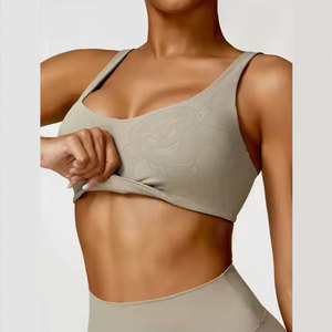 <b>Pink</b> 2 Piece Yoga Set Square Neck <b>Crop</b> <b>Top</b> High Waist Shorts Seamless Breathable Activewear Women's Fitness Clothing - Product Image 3
