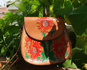 Hand <b>Tooling</b> Genuine <b>Leather</b> Crossbody Bag With Sunflower Pattern Flap Closure Bohemian Style Women's Daily Use Handbag - Product Image 1