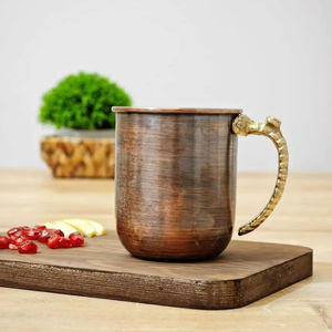 Taza de estilo vintage con asa dorada, elegante vajilla para té, café, cerveza, cócteles, bar en casa, comedor y uso diario, procedente de la India. - Product Image 1