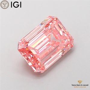 Diamant de laboratoire cultivé CVD de couleur rose vif fantaisie de 2,00 carats, taille émeraude, clarté VVS2, avec certificat IGI, pour bague personnalisée haut de gamme - Product Image 4