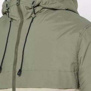 Veste bomber coupe-vent de style technique, sportive et formelle, en polyester fin enduit, haute qualité, très vendue - Product Image 6