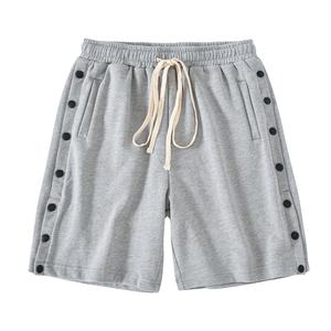 Vêtements de sport d'été pour hommes avec logo personnalisé Short de survêtement en coton Coupe ample Streetwear Hip Hop avec motif solide pour l'entraînement décontracté - Product Image 1