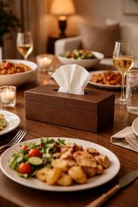 Boîte à mouchoirs en bois et métal, porte-serviettes classique fait main, distributeur de table pour salle à manger, bureau, hôtellerie - Product Image 3