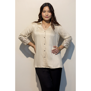 Camisa de Mujer de Algodón Giza Beige ERICA, Elegante, Informal, para Uso Diario, Fabricante OEM - Product Image 2