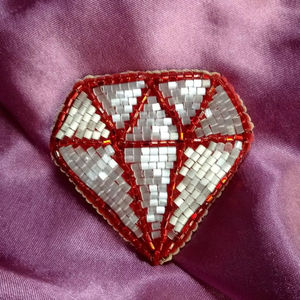 Porte-clés brodé à la main avec perles de rocaille et étiquette personnalisée, porte-clés brodé de perles de rocaille avec nom pour breloques de sac - Product Image 1