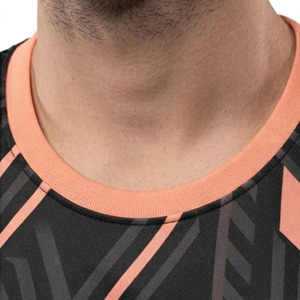 Ensemble d'uniformes de football pour hommes, uniforme de football pour hommes de haute qualité, uniforme de football pour hommes à séchage rapide, ensemble de maillots d'entraînement et de match - Product Image 4