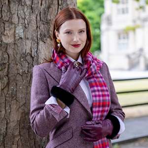 Leather safety breathable <b>gloves</b> with fur cuffs - Product Image 3