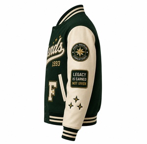 Veste universitaire pour homme, coupe régulière, style preppy, automne, avec manches en cuir vert et patch brodé personnalisé. - Product Image 5