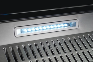 C-Y-B-E-R-C-l-a-s-s-i-c S-e-a-m-l-e-s-s S-t-a-i-n-l-e-s-s S-t-e-e-l-U-n-d-e-r C-a-b-i-n-e-t R-a-n-g-e H-o-o-d 24 600C-F-M P-O-W - Product Image 4