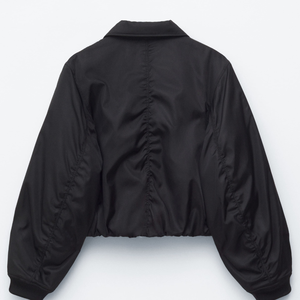 Chaqueta Bomber Premium Unisex Impermeable y Transpirable Negra Acolchada Estilo Vintage con Cremallera, Prenda Exterior Urbana Elegante y Cálida - Product Image 5