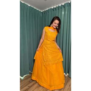 Ensemble de vêtements de fête pour femmes de designer haut et bas Dupatta avec miroir en papier complexe - Product Image 3