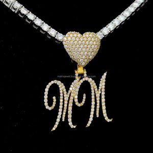 Pendentif double lettre VVS moissanite Pendentif diamant clouté de qualité supérieure Pendentif en moissanite avec caution personnalisée en forme de cœur - Product Image 1