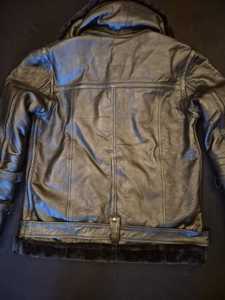 Veste en cuir de mouton Champ King avec doublure en fausse fourrure, fermetures éclair et boucles - Product Image 6