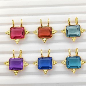 Colgante de latón chapado en oro con gema de cuarzo alejandrita rectangular hecha a mano de 10x8 mm para fabricación de joyas DIY - Product Image 5