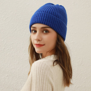 Vente en gros de bonnets d'hiver pour hommes de haute qualité en fibres acryliques, bonnets tricotés d'hiver pour hommes - Product Image 3