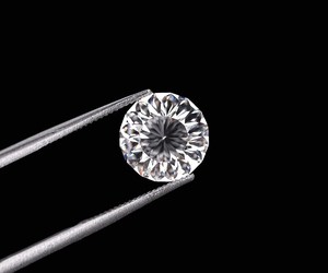 Diamante de Corte Redondo Único de 1.95 CT en Oferta, Diamante de Corte Crisantemo Creado en Laboratorio, Diamante de Corte Antiguo Creado en Laboratorio, Proveedor Indio - Product Image 1