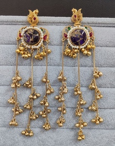 Boucles d'oreilles cachemiriennes de qualité supérieure, parfaites pour les occasions festives, légères et confortables, idéales pour les soirées. - Product Image 3