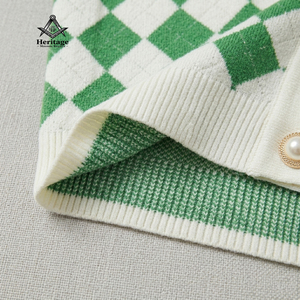 HMR Alpha |   Kapa |   Broderie Alpha Soror, vêtements en tricot d'hiver personnalisés pour femmes, blanc et vert, fermeture à boutons brodée pour sororité - Product Image 5