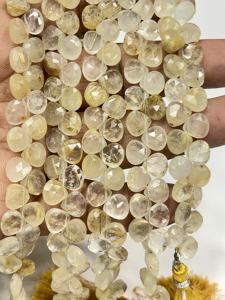 ลูกปัดควอตซ์รูทิเลตสีทองธรรมชาติทรงหัวใจเจียระไน ขนาดประมาณ 6-7 มม. เส้นใยขนาด 8 นิ้ว - Product Image 3