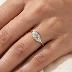 Bague de fiançailles en or massif 18 carats Antique Allure pour femme, diamants naturels taille brillant ronde, motif floral - Product Image 4