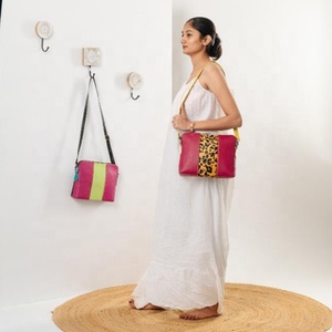 Sac Hobo d'été pour femmes grand cuir de vachette véritable outil à la main dissimulé transporter bandoulière Portable Style occidental botte - Product Image 6