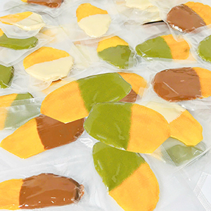 Ready to Eat 250g 3.5oz Tropical <b>Chocolate</b> Dipped Mango Soft Dried Mango Sweet Chewy Premium Fruit Snack Vietnam Manufacturer - Product Image 2
