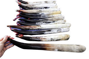 Calzador de Cuerno de Búfalo Natural Hecho a Mano - Diseño Antiguo de Alta Calidad Ecológico, Accesorios para Zapatos de Estilo Moderno - Product Image 4