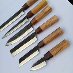 THEWIZ CRAFTS Ensemble de couteaux de chef de style japonais modernes, forgés à la main, lames en acier au carbone, manches en bois, couteaux de cuisine ambidextres - Product Image 3