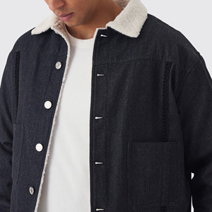 Chaqueta de Mezclilla Casual de Calidad para Hombre, Bordada, Cortavientos, Oversize, con Hombros Caídos, Negra Desgastada, 100% Algodón, Invierno - Product Image 3