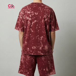 ชุดเซ็ต 2 ชิ้น เสื้อยืดโอเวอร์ไซส์และกางเกงขาสั้นลายมัดย้อม CARE MASTER สำหรับผู้ชาย ผ้าฝ้าย 100% สวมใส่สบายๆ ในฤดูร้อน มีจำหน่ายแล้ว - Product Image 3