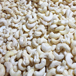 ขายส่งเม็ดมะม่วงหิมพานต์คัชชู ซาติงโก แบบยกกระสอบ บริการ 24/7 - Product Image 1