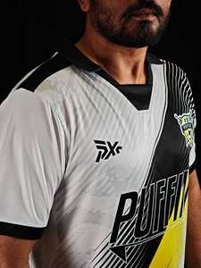 PUFFIN SPORTS Ensemble de maillots de football personnalisés pour hommes, sublimation OEM, col en V, manches courtes, imprimé, évacuation de l'humidité, coupe athlétique, toutes saisons - Product Image 3