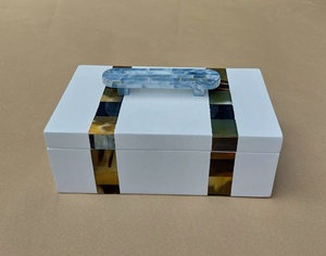 กล่องเก็บของทำจากแลคเกอร์หอยมุก - Product Image 1