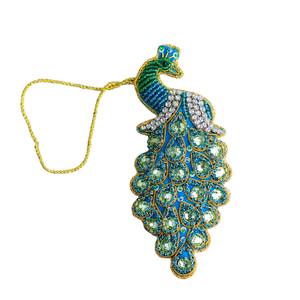 Adorno Colgante de Lujo con Bordado de Zari de Pavo Real |   Motivo de Cuentas Hecho a Mano para Decoración Festiva del Hogar y Conjuntos de Regalo - Product Image 2