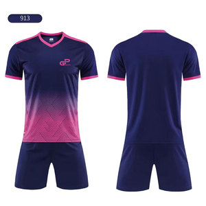 Tenue de football style sport urbain, matière à séchage rapide, coupe confortable, idéale pour les matchs en extérieur et l'entraînement quotidien - Product Image 1