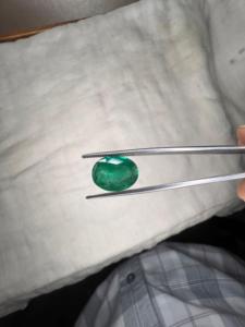 Émeraude Naturelle Zambienne 3,65 Carats Coupe Ovale Pierre Précieuse Verte pour Fabrication de Bijoux Fins Bagues Pendentifs - Product Image 3