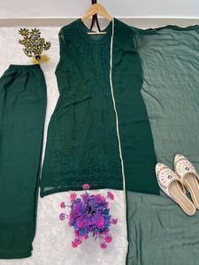 Conjunto de Salwar Kameez de Lujo en Verde Botella Tradicional, Tela Faux Georgette, Bordado Chikankari Lucknowi, Secado Rápido, Corte Recto, para Fiesta - Product Image 6
