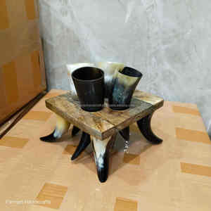 Juego de Bandeja para Cócteles con Cuernos Vintage, Base de Madera y Cuatro Cuernos para Beber, Accesorio de Bar Reutilizable para Servir Bebidas - Product Image 2