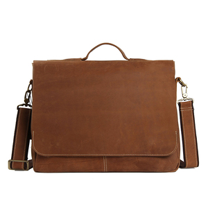 Bolso de Cuero para Portátil de Fabricación India para Viajes de Negocios con Amplio Espacio de Almacenamiento y Transporte Cómodo - Product Image 1