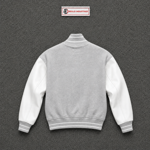 Veste universitaire classique premium gris argenté en molleton de coton et polyester, col rabattu décontracté, manches régulières, couleur unie, boutonnée - Product Image 6